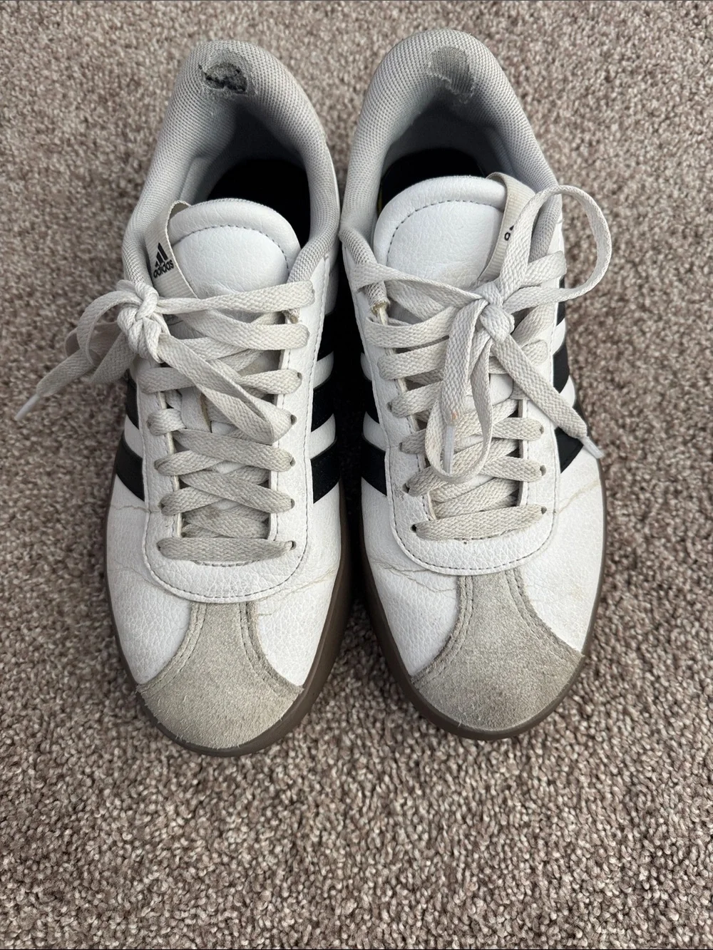 Adidas - Picture 1 of 5